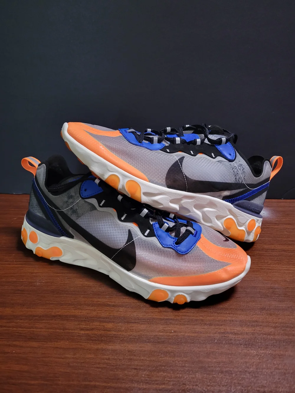 Nike  React Element 87 Men's Running Shoes Size 9.5 Gray/Orange/Blue Sneakers